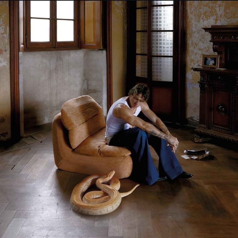 Cover dell'album 'Antologia Della Vita e Della Morte' di Irama