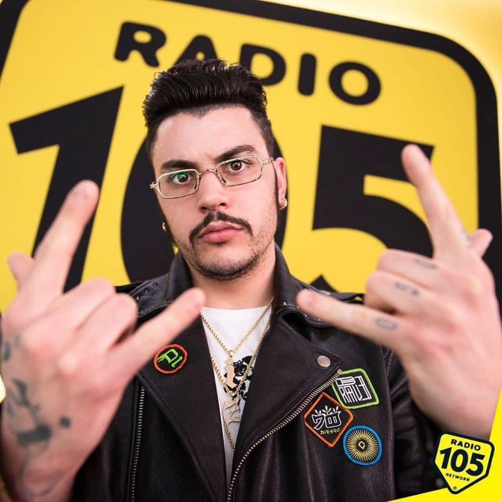 Cover della canzone 'Radio 105 Freestyle' di Izi