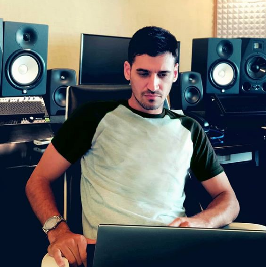 Foto di Jay Simon, artista con ruolo nel rap italiano