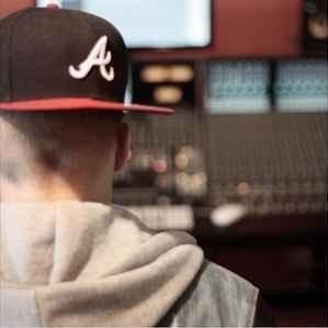 Foto di Jonas Kalisch, artista con ruolo nel rap italiano