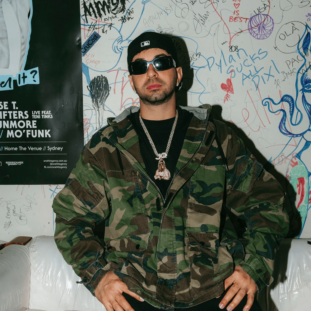 Foto di Justin Quiles, artista con ruolo nel rap italiano