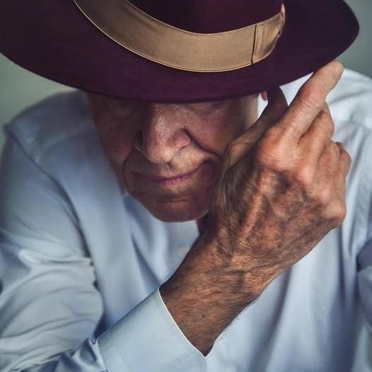 Cover dell'album 'L’attrazione'