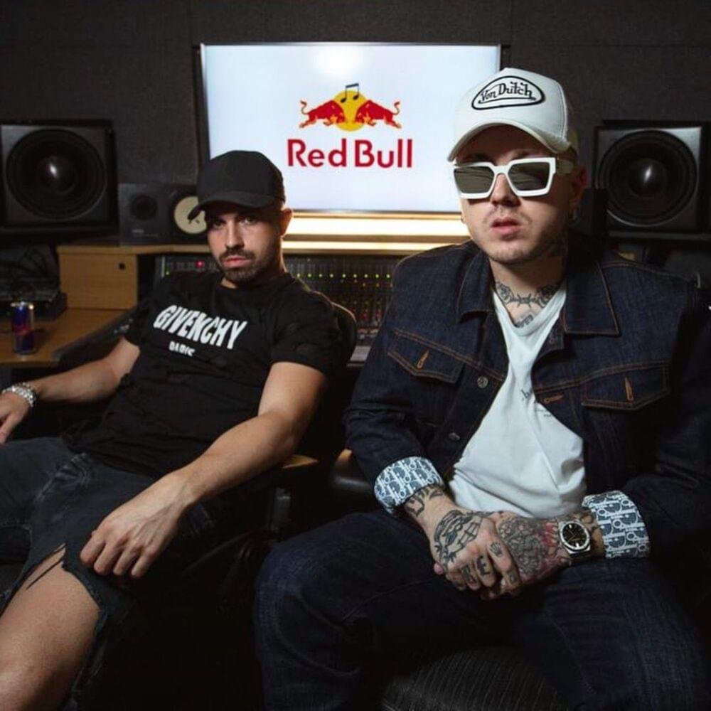 Cover della canzone 'MEZZO SPORT (64 Bars)' di Lazza