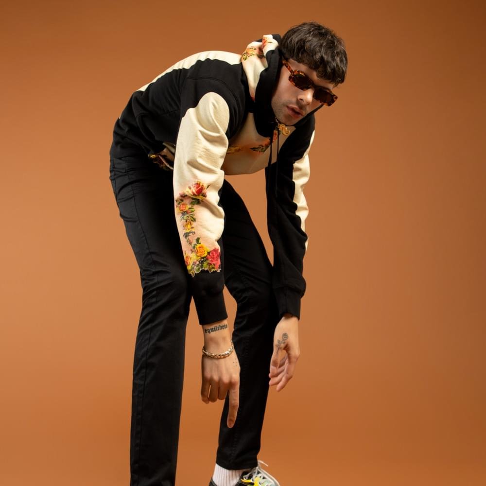 Foto di Lowchano, artista con ruolo nel rap italiano
