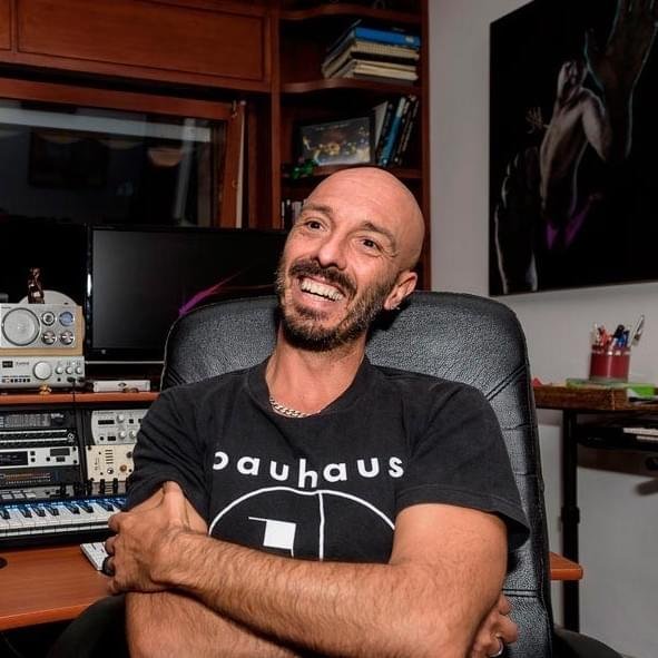 Foto di Luca “Vicio” Vicini, artista con ruolo nel rap italiano