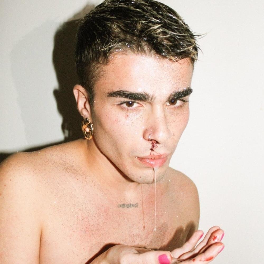 Foto di Luciano Giugliano, artista con ruolo nel rap italiano