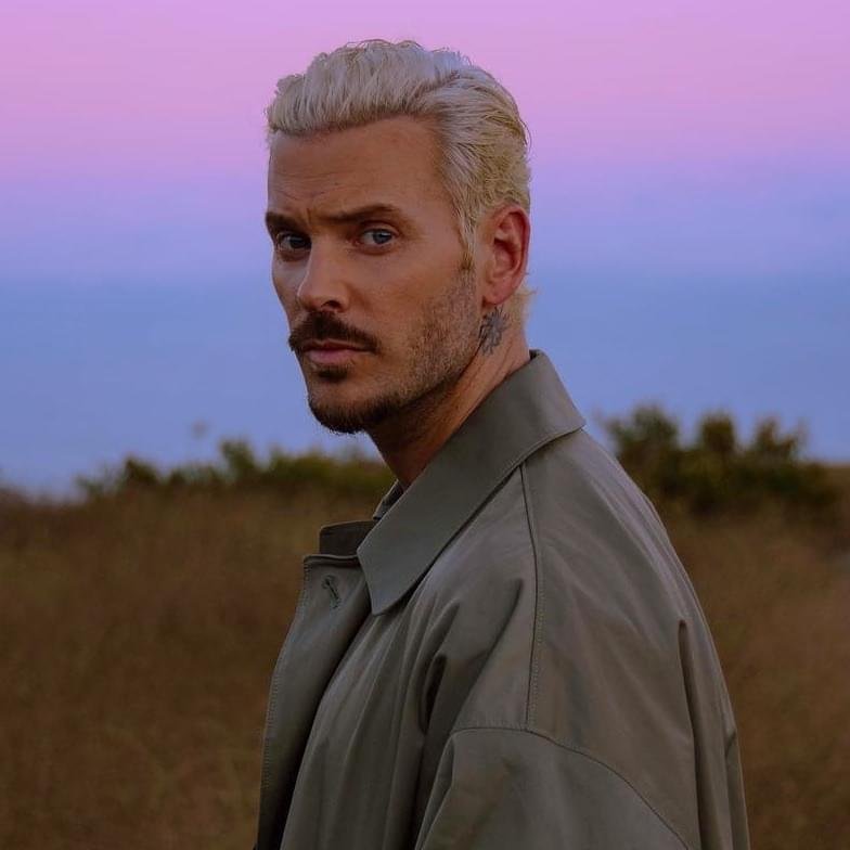 Foto di M. Pokora, artista con ruolo nel rap italiano