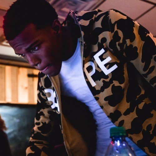 Foto di Maaly Raw, artista con ruolo nel rap italiano