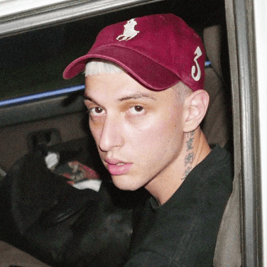 Foto di Manny Troublez, artista con ruolo nel rap italiano