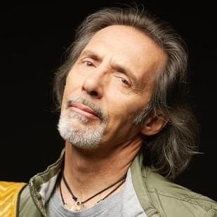 Foto di Marco Ferradini, artista con ruolo nel rap italiano