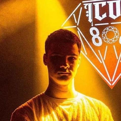 Foto di Marco Salvaderi, artista con ruolo nel rap italiano