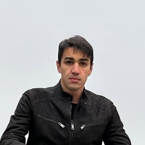 Foto di Massimo D’Alessio, artista con ruolo nel rap italiano