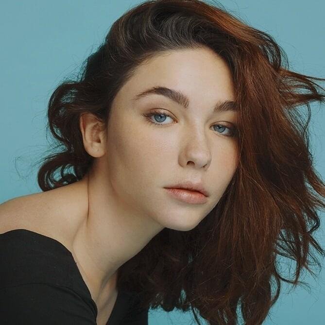 Foto di Matilda De Angelis, artista con ruolo nel rap italiano