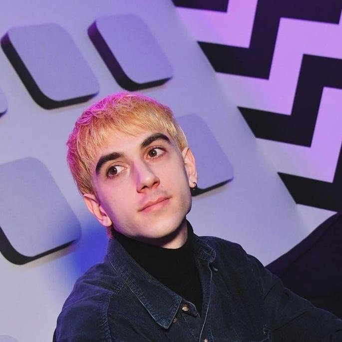 Foto di Mike Defunto, artista con ruolo nel rap italiano