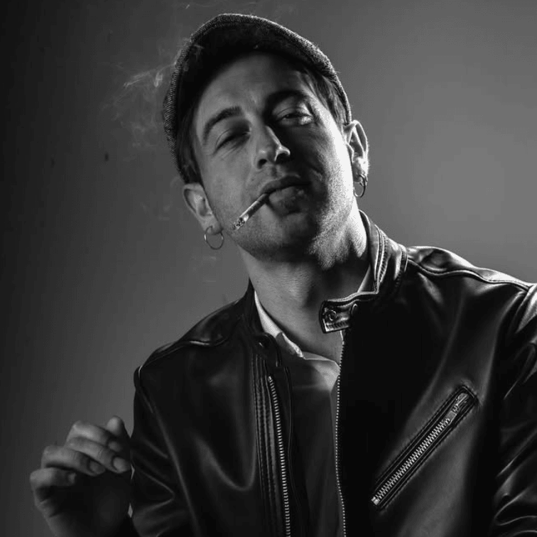 Foto di Monakos, artista con ruolo nel rap italiano