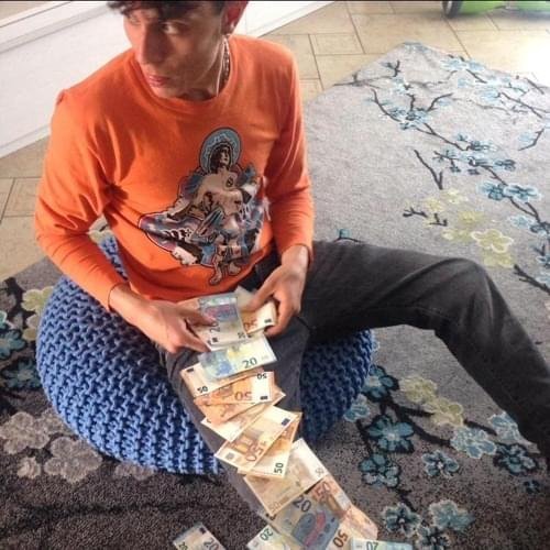 Cover della canzone 'LMAO' di Nerissima Serpe