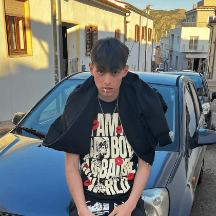 Foto di NikoDeSimone, artista con ruolo nel rap italiano