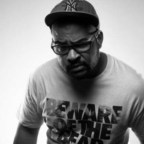 Foto di Oliver aka Kuma, artista con ruolo nel rap italiano