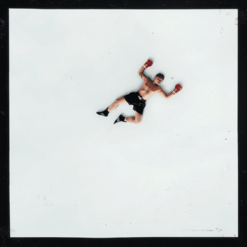 Cover della canzone 'Balorda nostalgia' di Olly