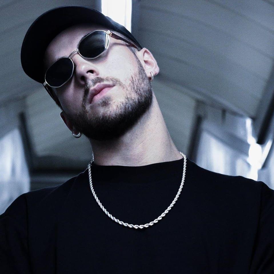 Foto di Pablo Youngblood, artista con ruolo nel rap italiano