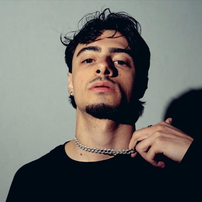 Foto di Peter Napo, artista con ruolo nel rap italiano