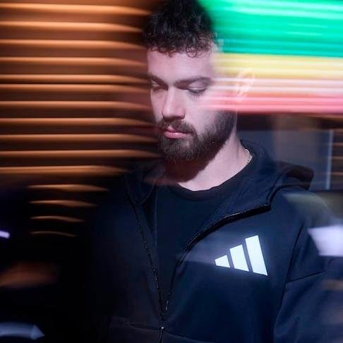 Foto di RIVA, artista con ruolo nel rap italiano
