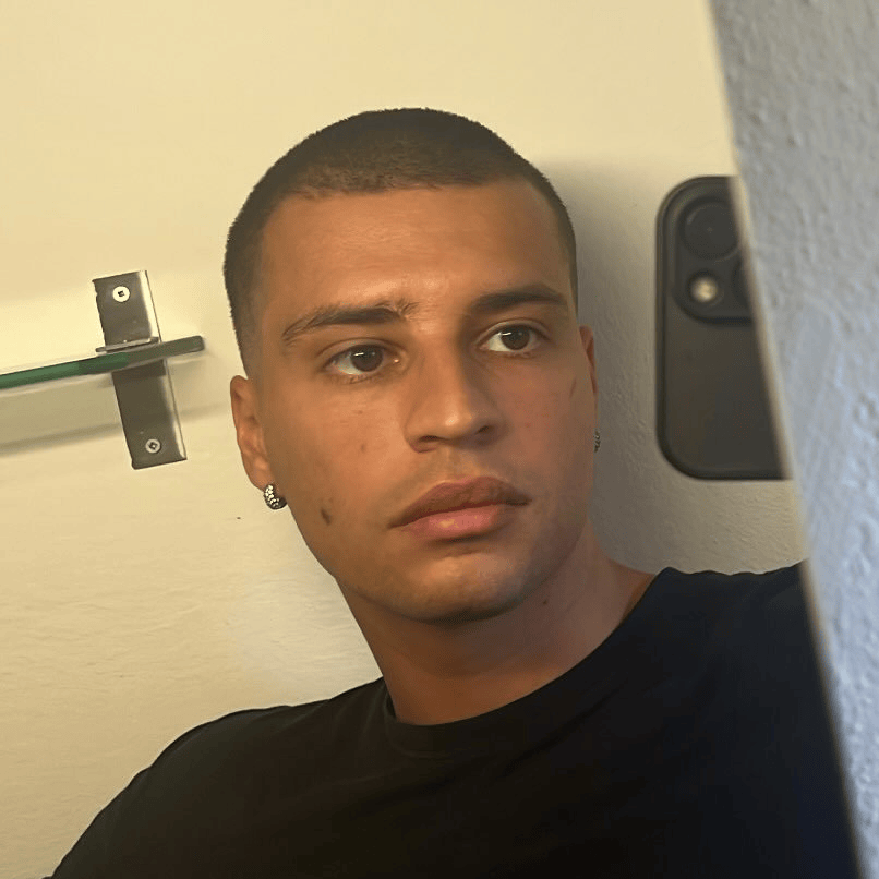 Foto di Samuel Mersi, artista con ruolo nel rap italiano