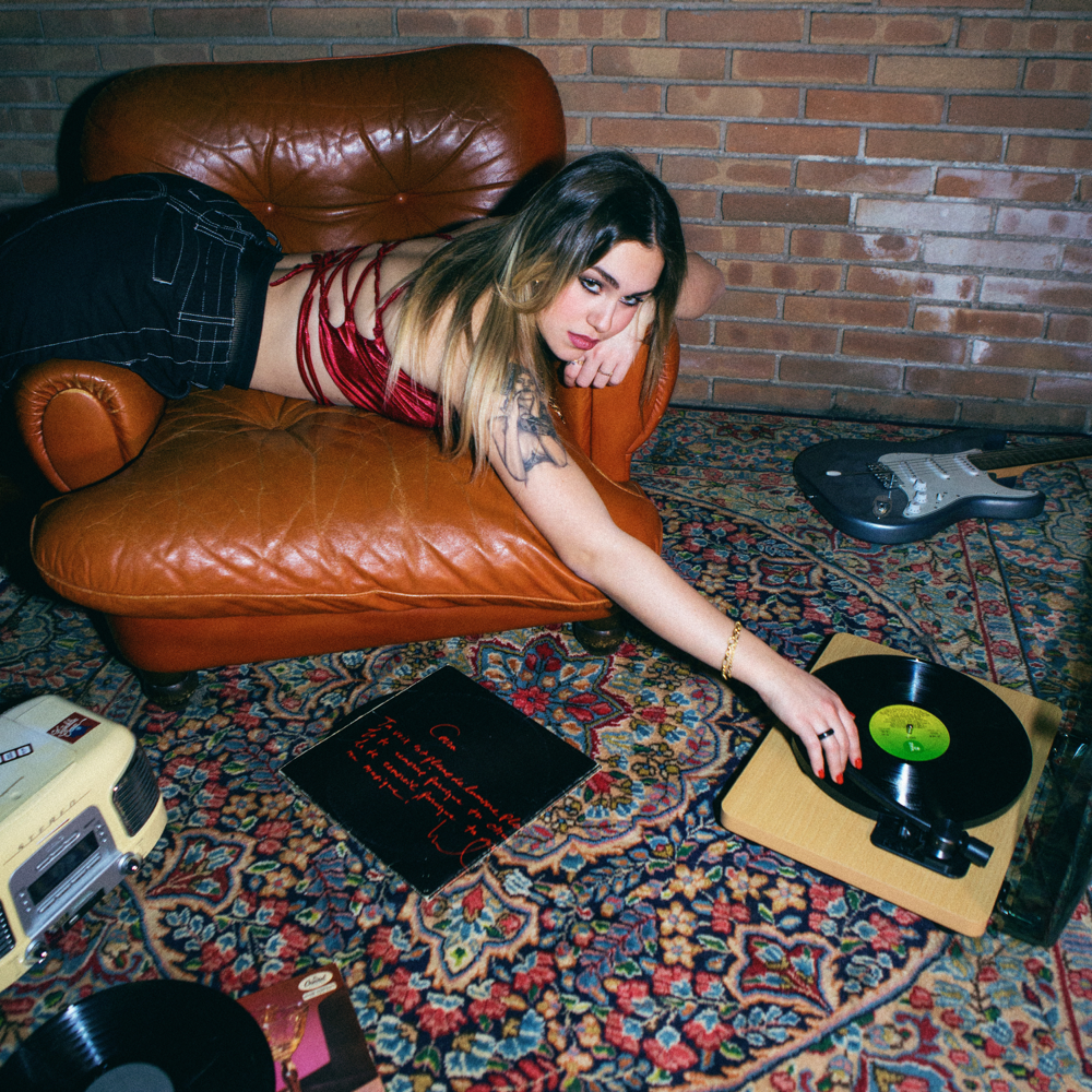 Cover della canzone 'Un altro giro' di Shari