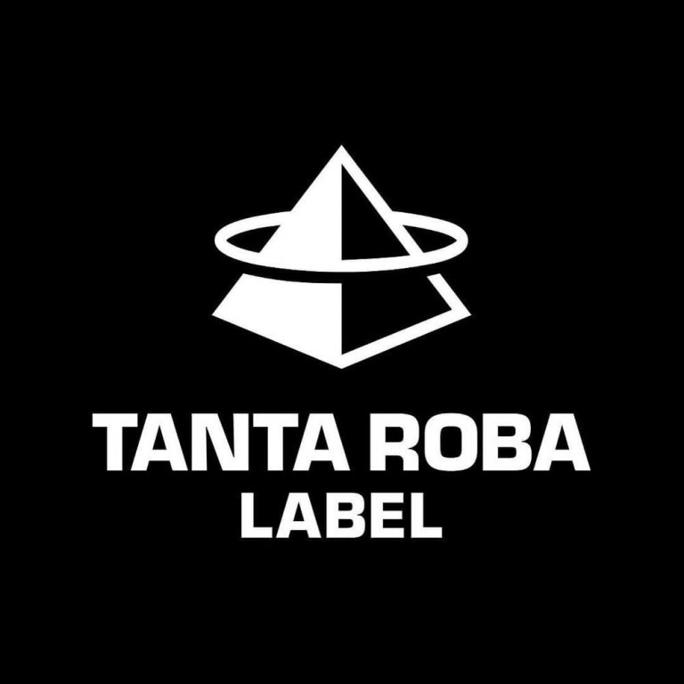 Foto di Tanta Roba, artista con ruolo nel rap italiano