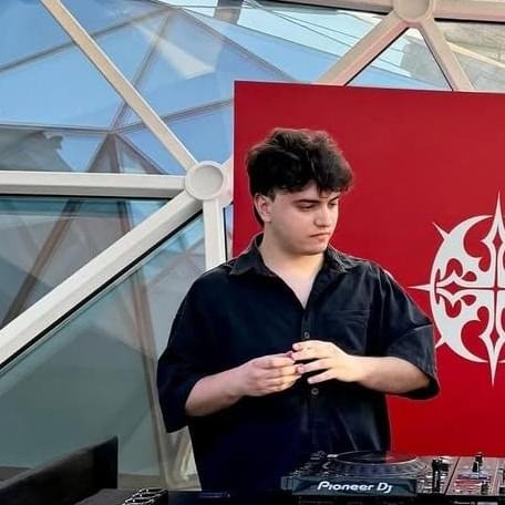 Foto di THUKE, artista con ruolo nel rap italiano