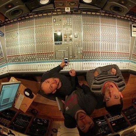 Foto di Tom A.D Fuller, artista con ruolo nel rap italiano