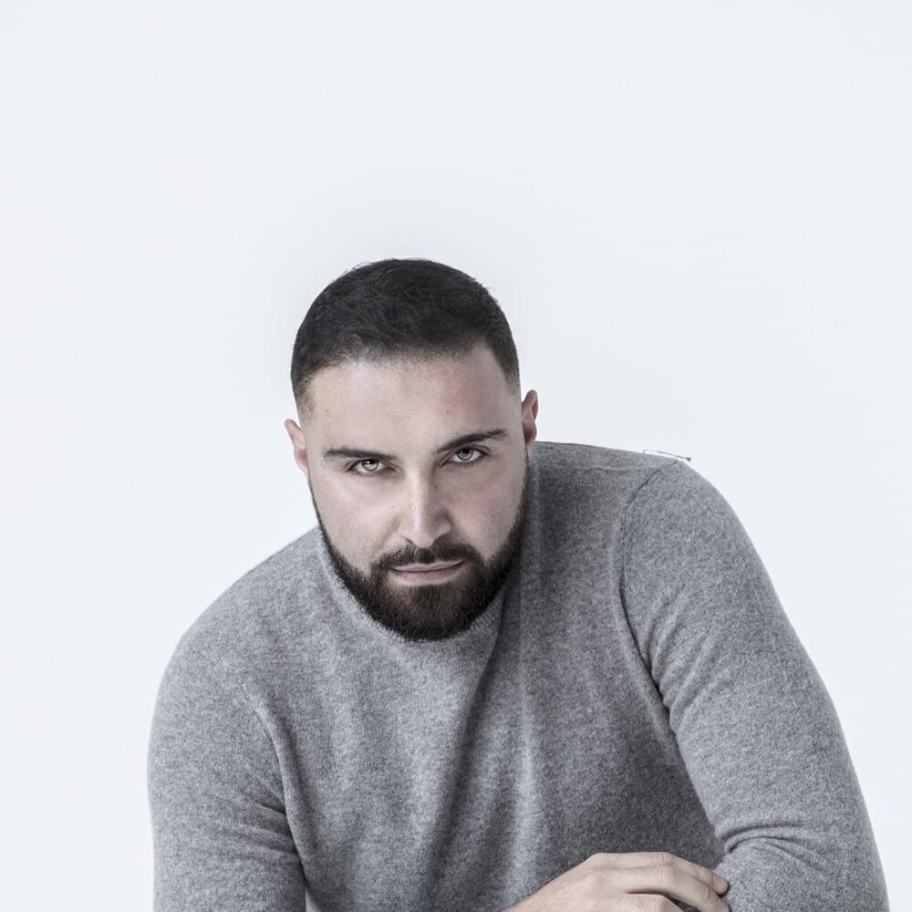 Foto di Toni Veltri, artista con ruolo nel rap italiano