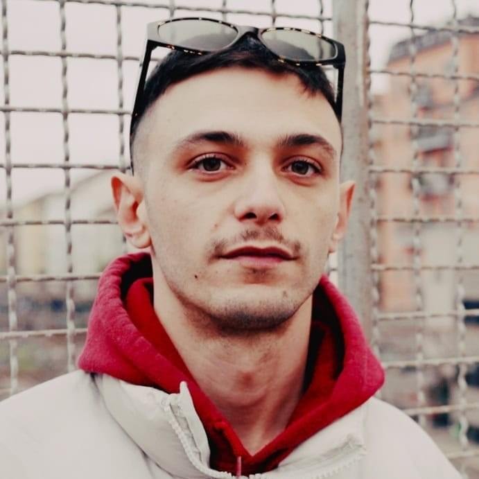 Foto di Toni Zeno, artista con ruolo nel rap italiano