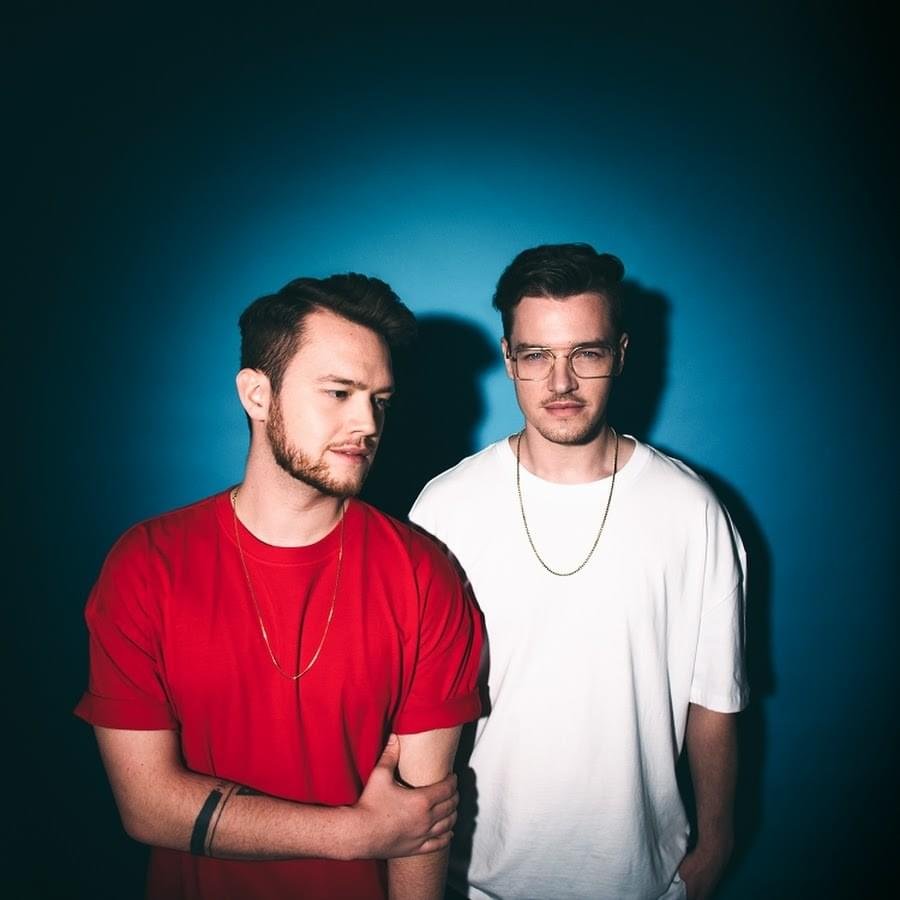 Foto di YouNotUs, artista con ruolo nel rap italiano