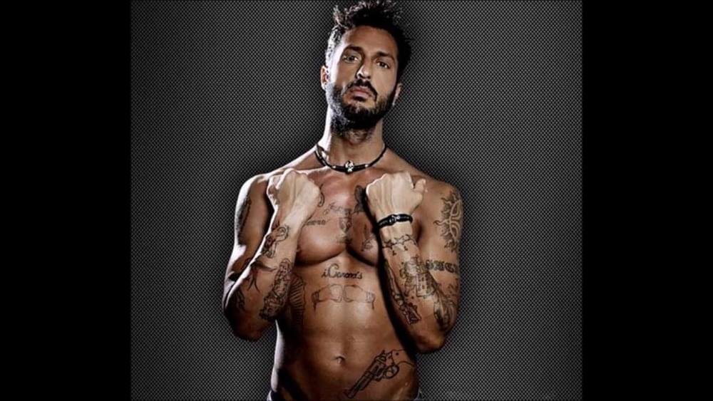 Cover della canzone 'Fabrizio Corona' di Bello Figo