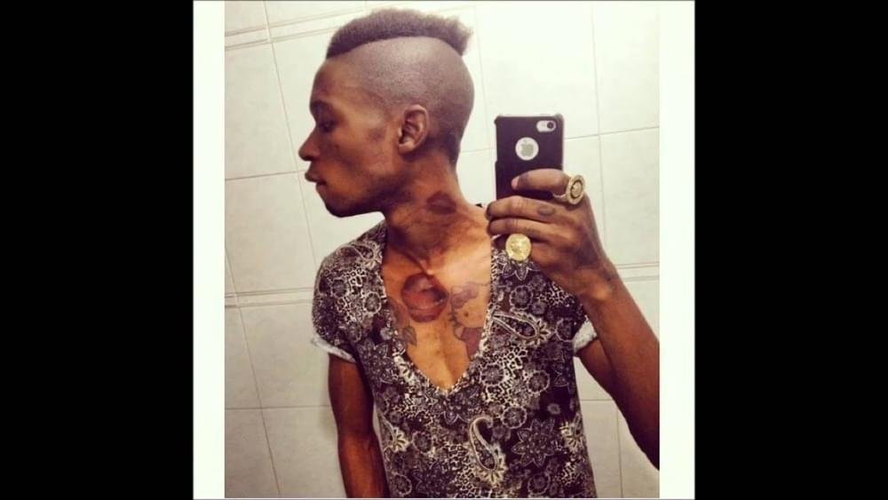 Cover della canzone 'Fanno Le Finte Troie (SWAG)' di Bello Figo