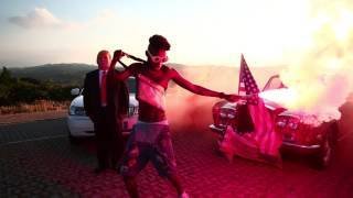 Cover della canzone 'Sembro Donald Trump' di Bello Figo