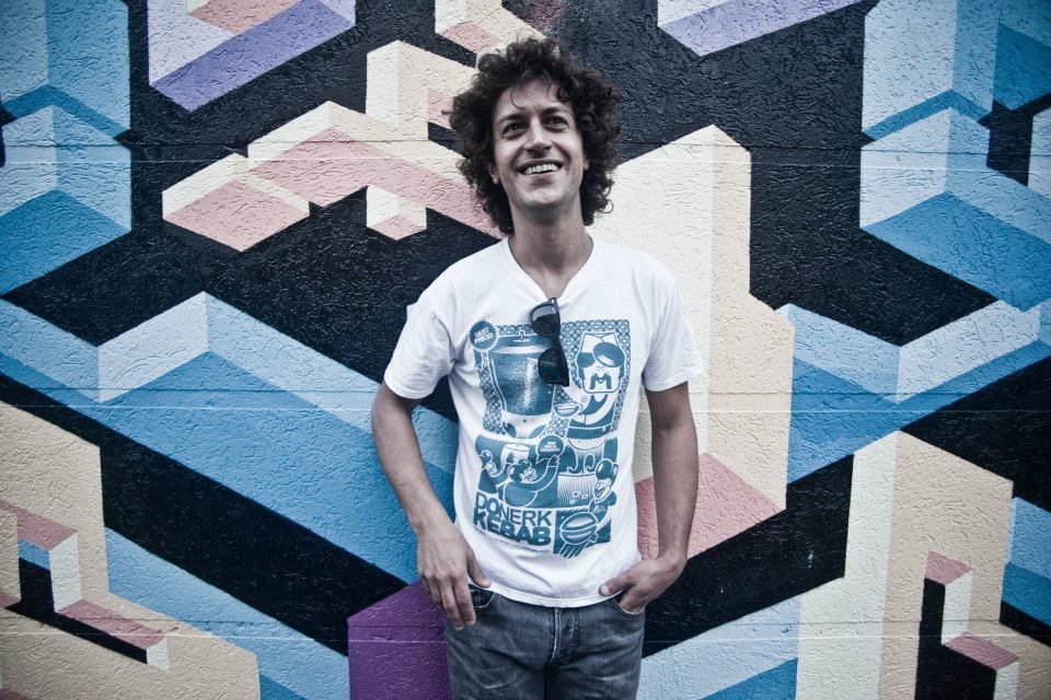 Foto di Chris Lavoro, artista con ruolo nel rap italiano