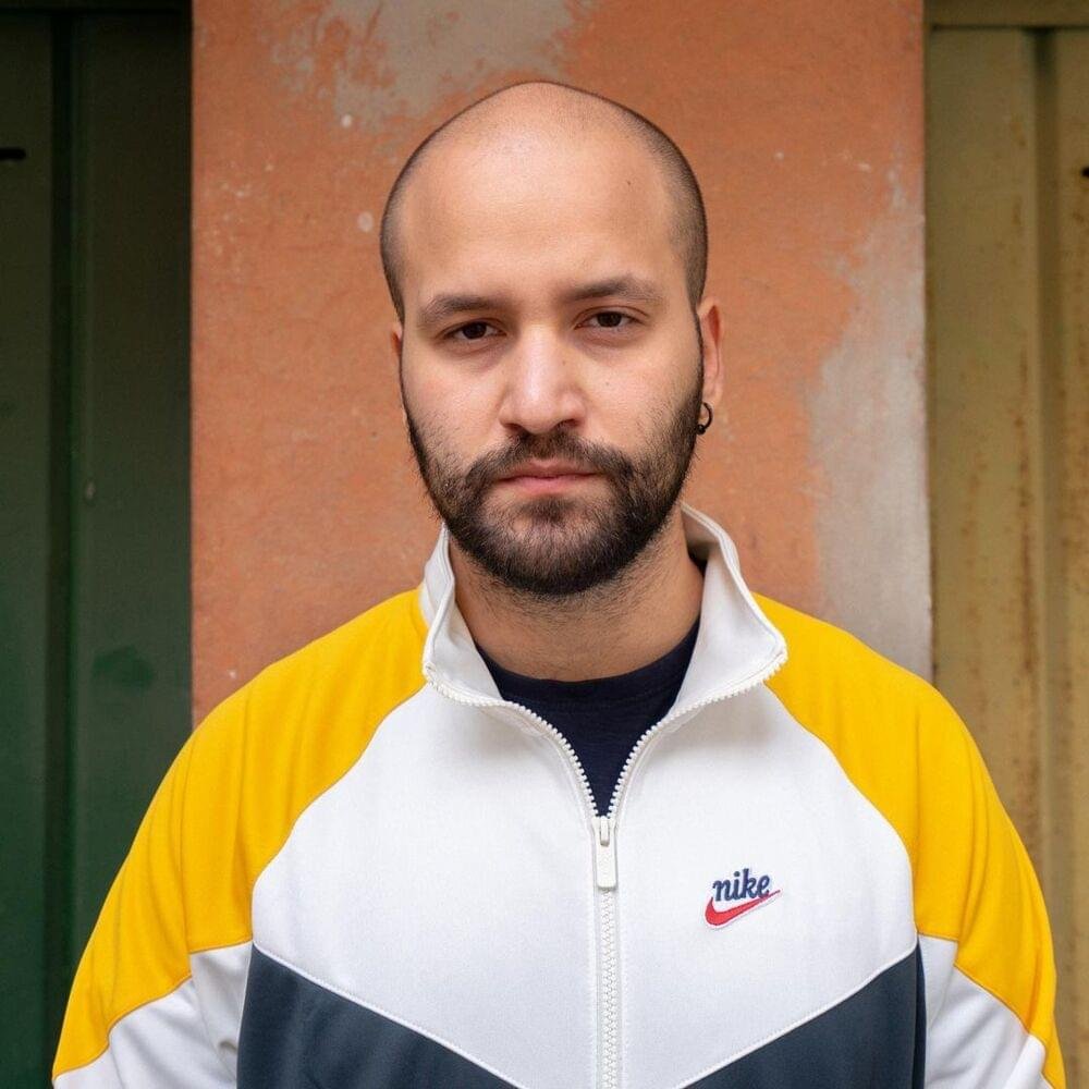 Foto di Dessa.one, artista con ruolo nel rap italiano