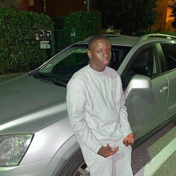 Foto di G.Issa, artista con ruolo nel rap italiano