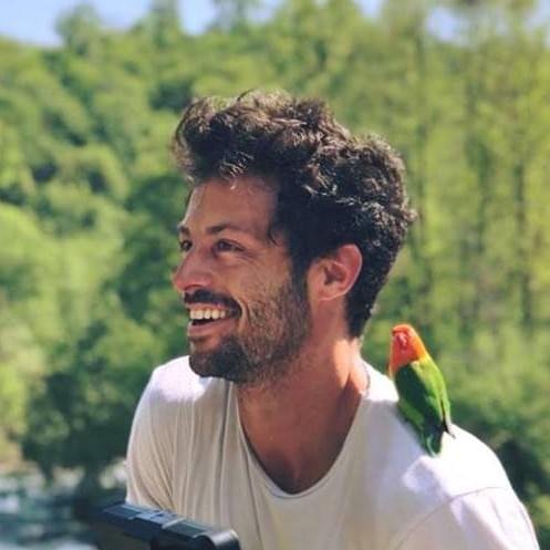 Foto di Giulio Scarano, artista con ruolo nel rap italiano