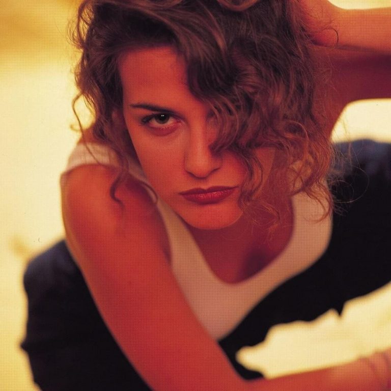 Cover dell'album 'Irene Grandi' di Irene Grandi