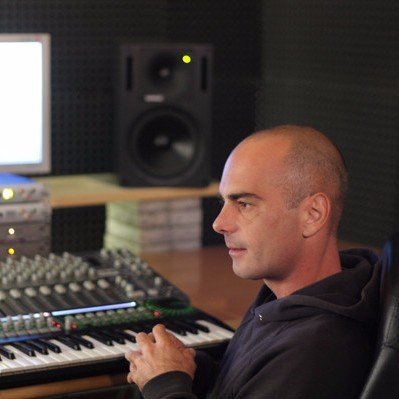 Foto di Leo Anibaldi, artista con ruolo nel rap italiano