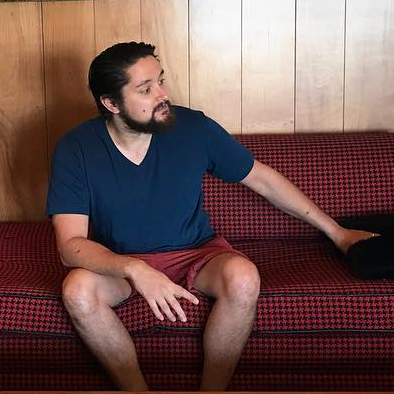 Foto di Lewis Hughes, artista con ruolo nel rap italiano