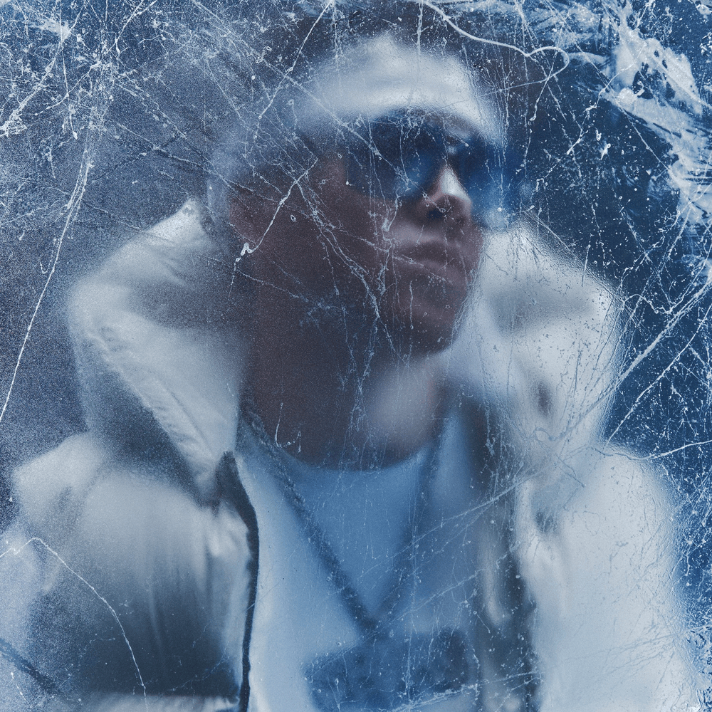 Cover dell'album 'MARIO III' di Low-Red