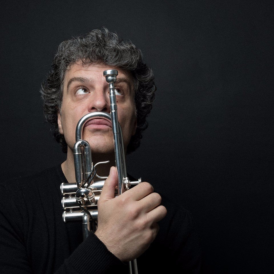 Foto di Luca Aquino, artista con ruolo nel rap italiano