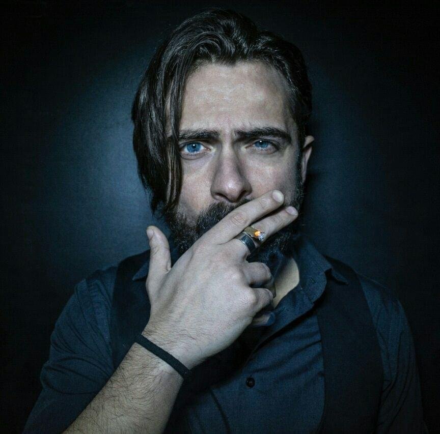 Foto di Matteo “Bemolle” De Benedittis, artista con ruolo nel rap italiano