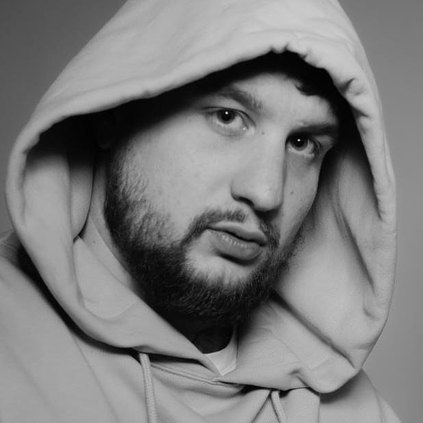 Foto di Matteo Benetta, artista con ruolo nel rap italiano