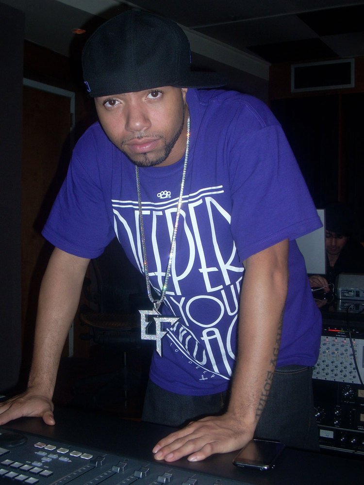 Foto di Neo Da Matrix, artista con ruolo nel rap italiano