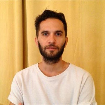 Foto di Rino Stefano Tagliafierro, artista con ruolo nel rap italiano